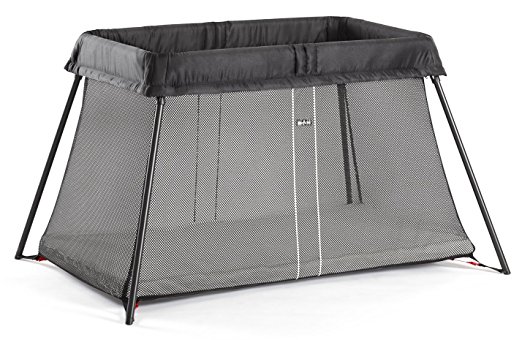 baby bjorn travel crib suffocation