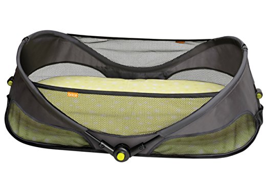 BRICA Fold N’ Go Travel Bassinet