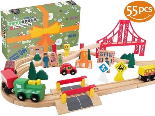 moving train set toy