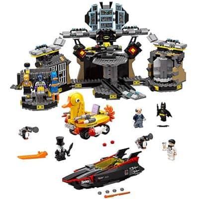 The Lego Batman Break-in Super Hero Toy From The Batcave Movie