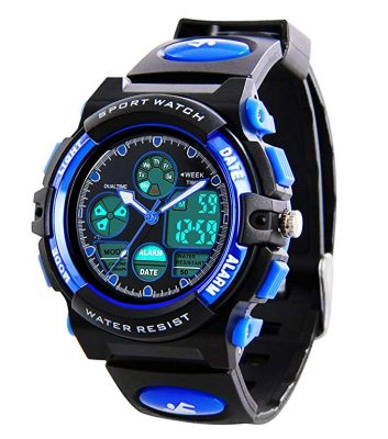 boys running watch