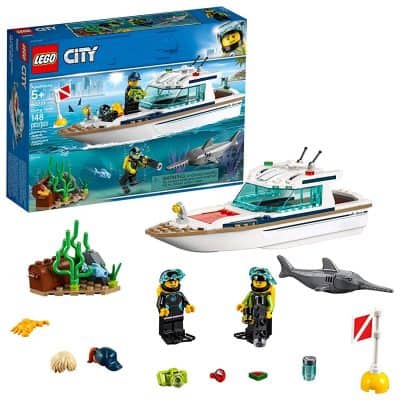 LEGO City Great Vehicles Diving Yacht 60221 Building Kit