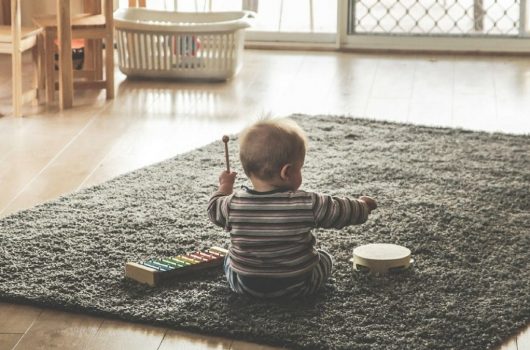 toys that play music for toddlers