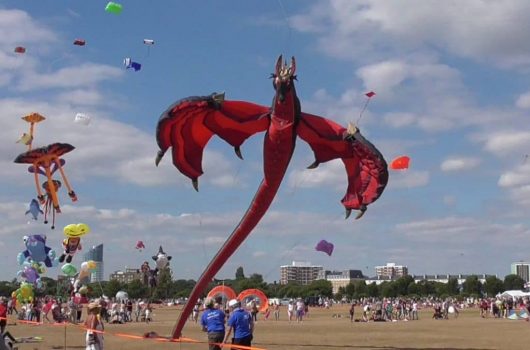 Best Dragon Kites for Toddlers that Make the Wind Roar