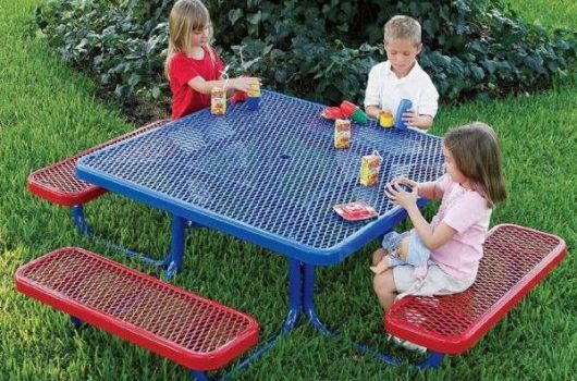 kids timber table and chairs