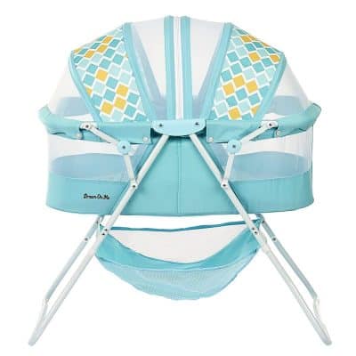 bassinet with collapsible side