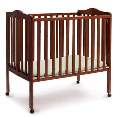 Delta Portable Mini-Crib