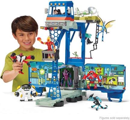 Rustbucket Transforming Playset