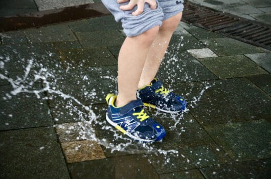 Best Water Shoes for Toddlers and Kids' First Day on the Beach