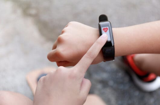 Best Fitness Trackers for Kids to Record Their Progress